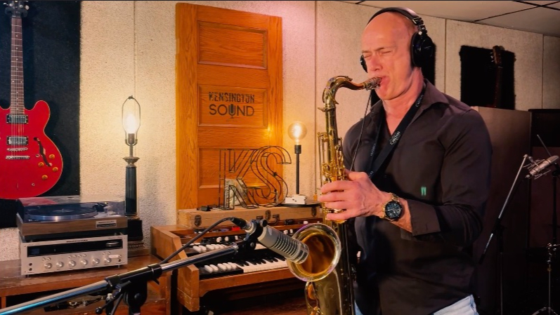 Upbeat Sax with DJ